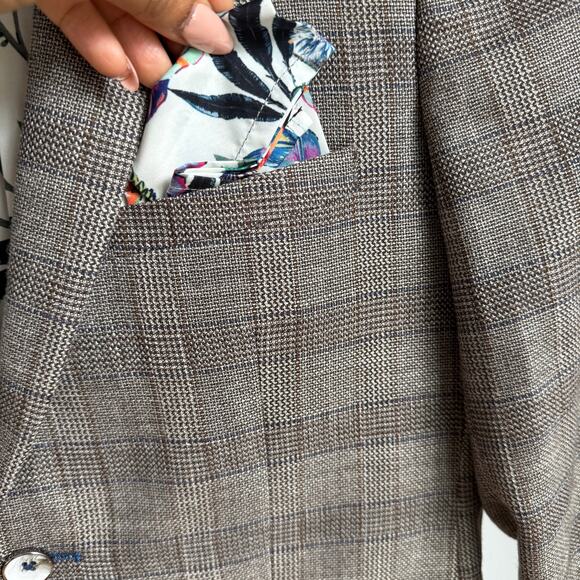 Paisley & Gray sz 36R Taupe wool Plaid Blazer Floral Lining‎ Modern Fit - Picture 4 of 10